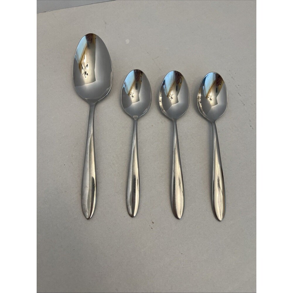 3 Teaspoons 1 Serving Spoon Oneida MOONCREST Jennifer Luann Trista Flatware